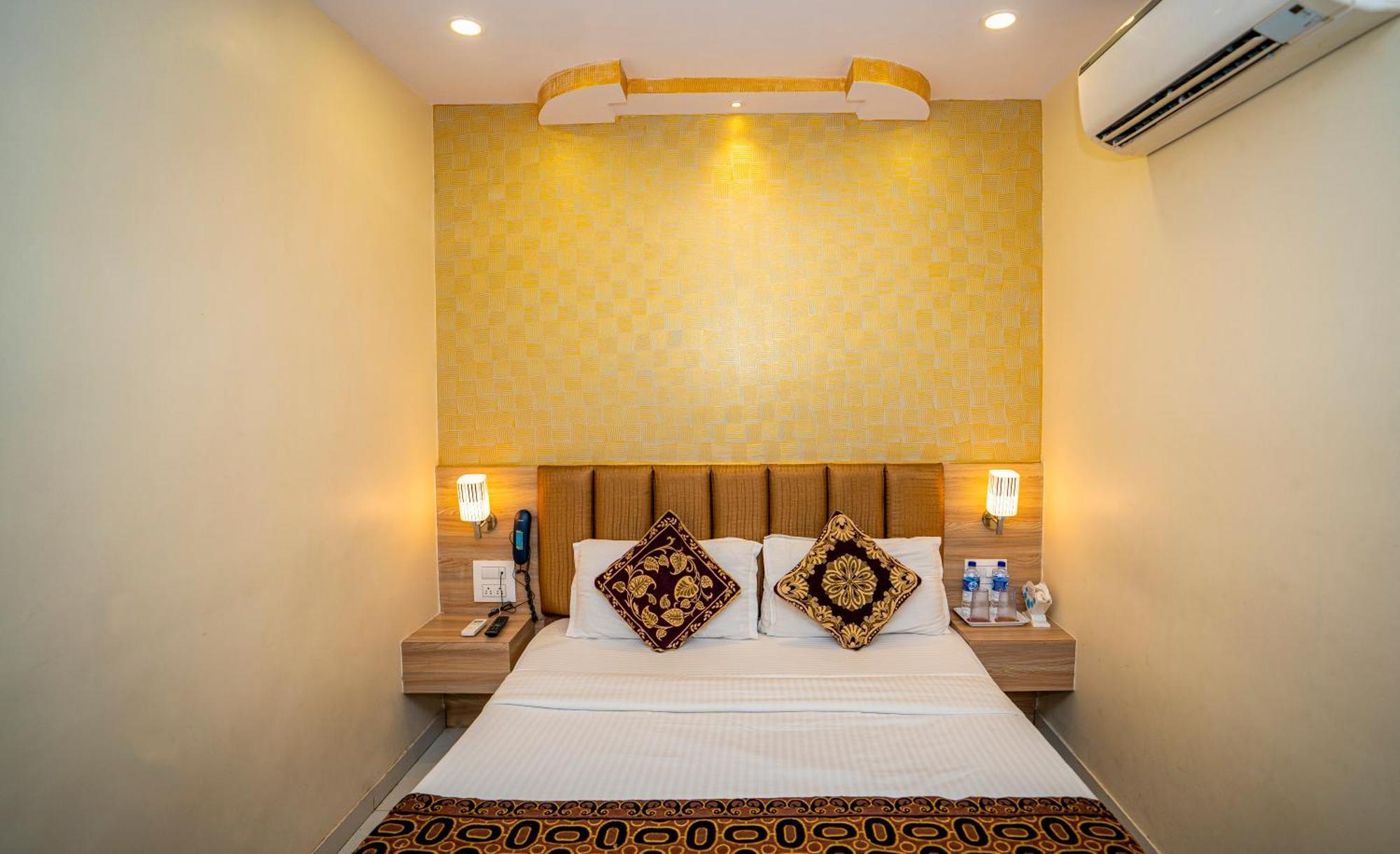 Hotel Hill Park Мумбаи Экстерьер фото