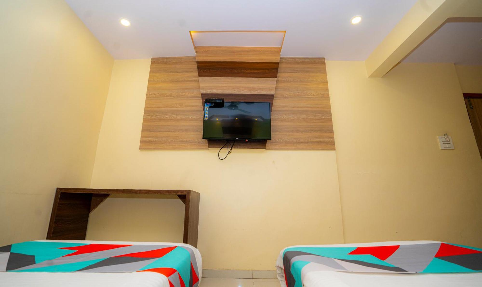 Hotel Hill Park Мумбаи Экстерьер фото